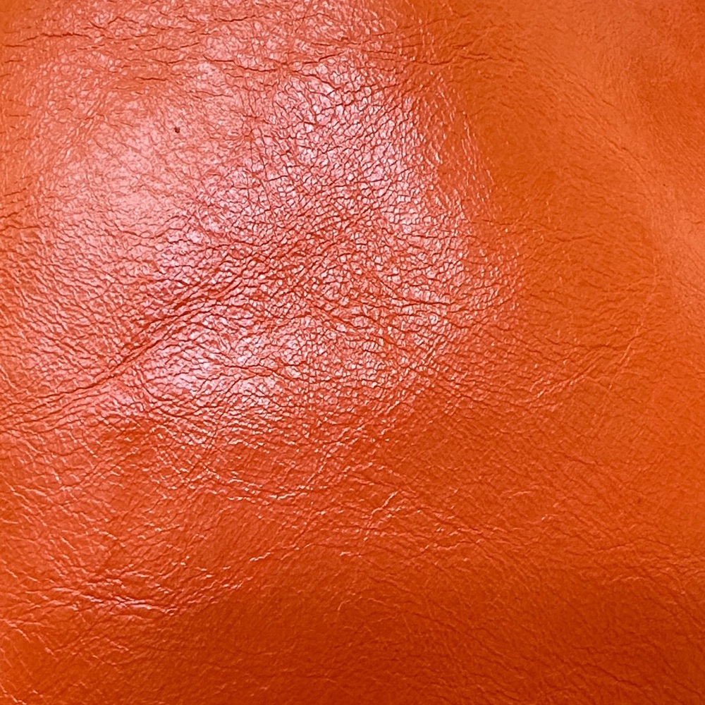 Pulicati Vibrant Orange Leather Shoulder Bag - Picture 2 of 11